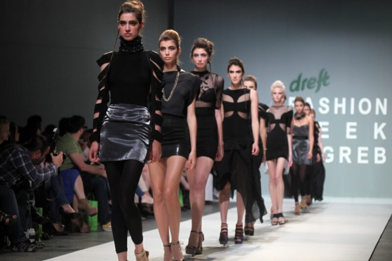 shutterstock_104011409